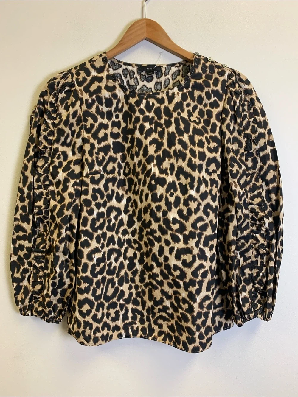 Leopard Print Long-Sleeve Women's Top - Taupe/Black